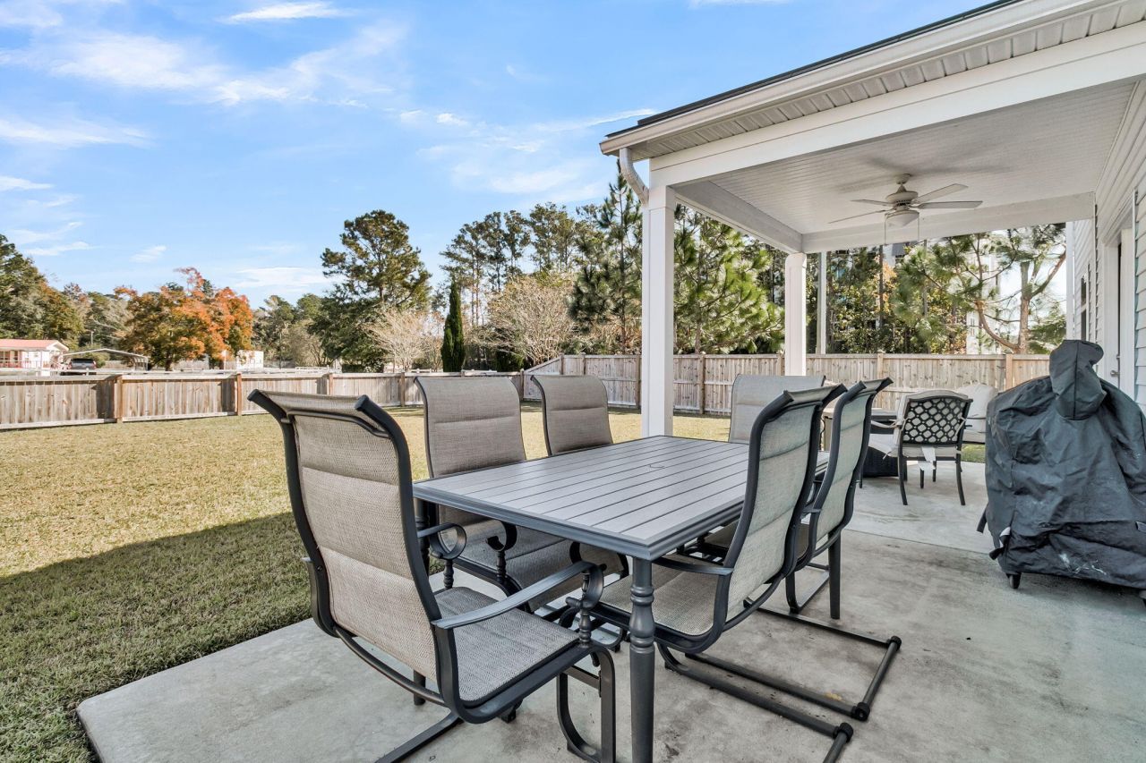 100 Clydesdale Circle Photo 43