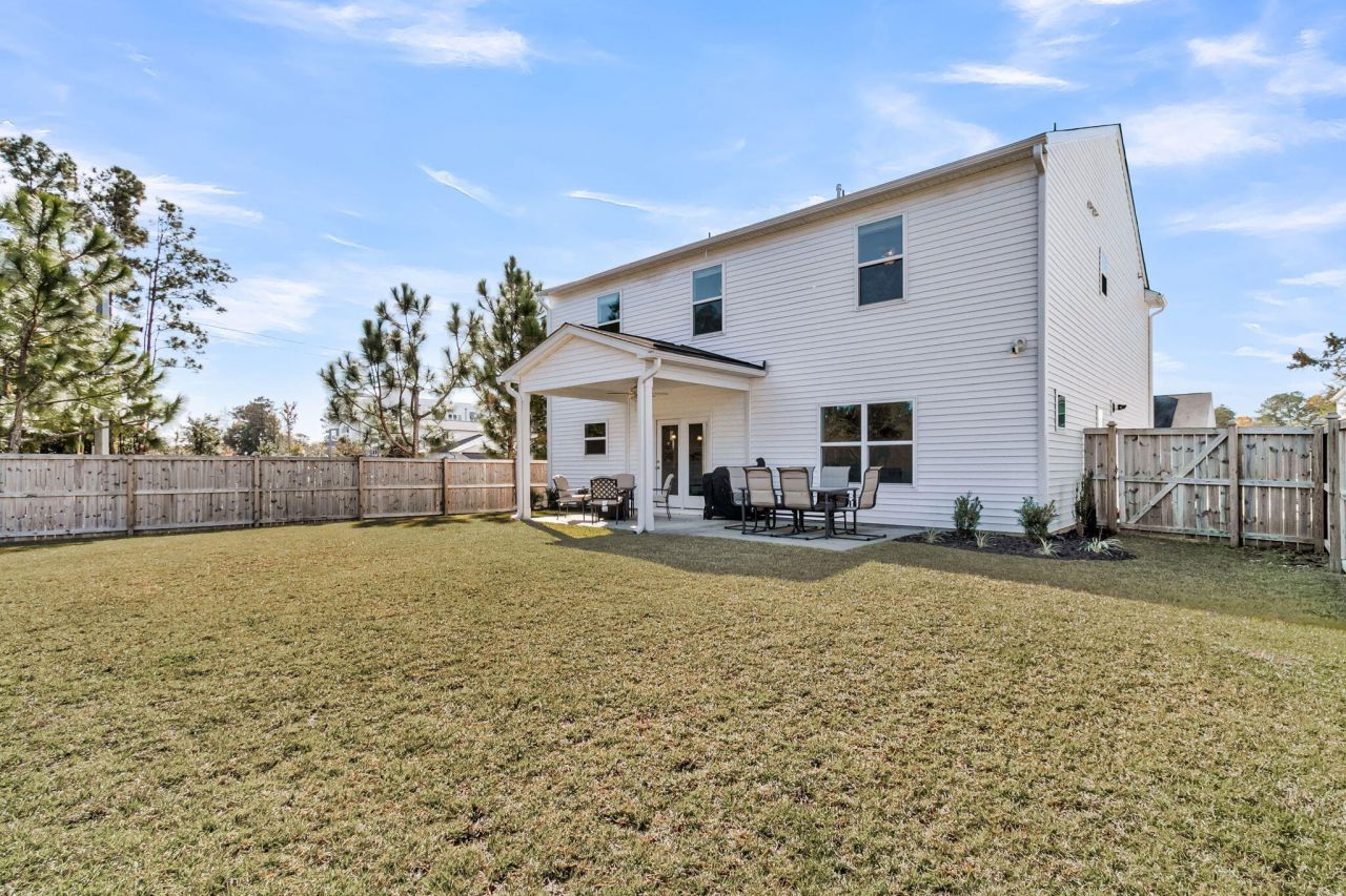 100 Clydesdale Circle Photo 45