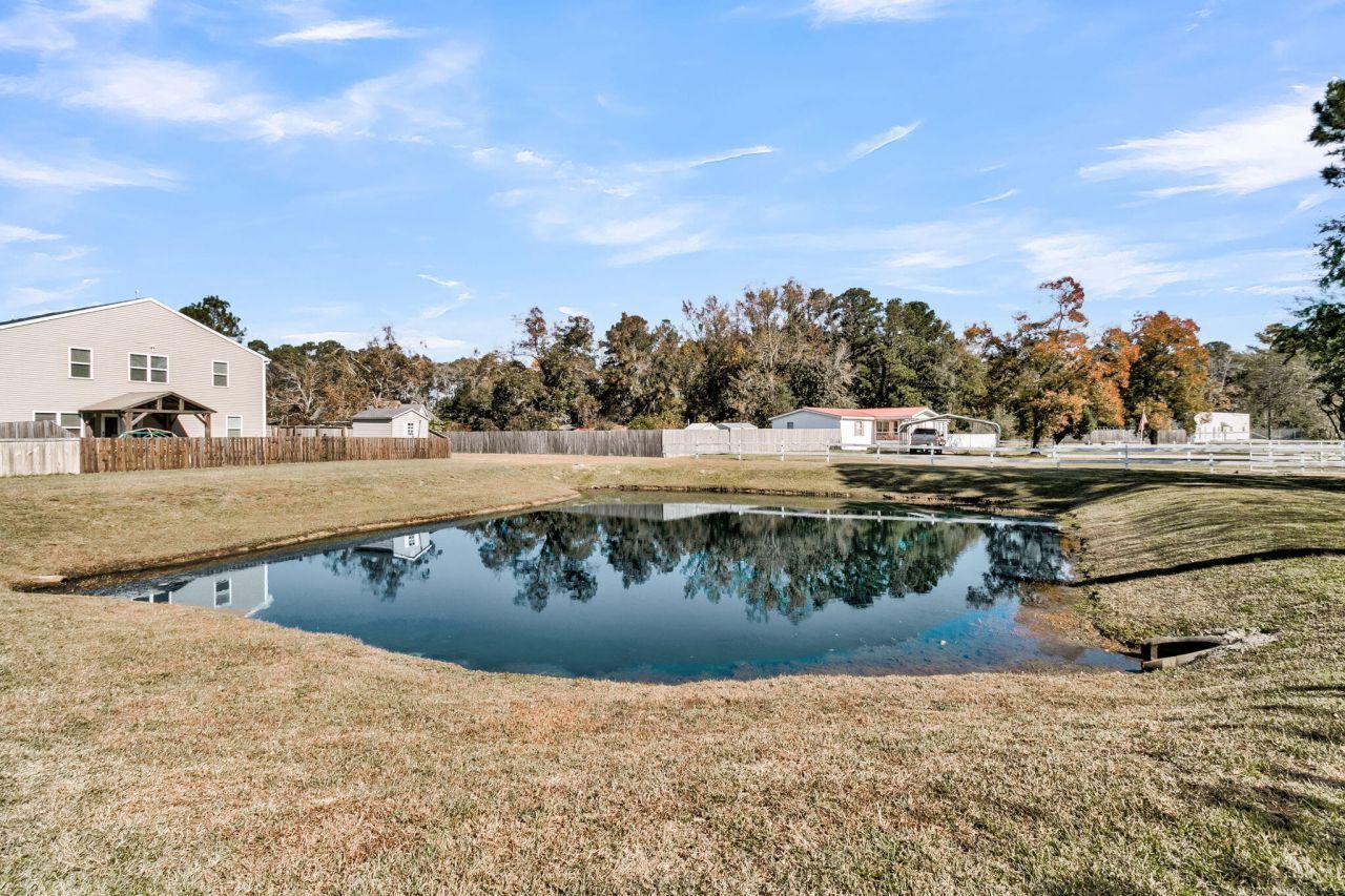 100 Clydesdale Circle Photo 49