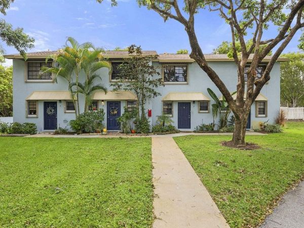 406 N Cypress Drive, Unit 2, Tequesta, FL 33469