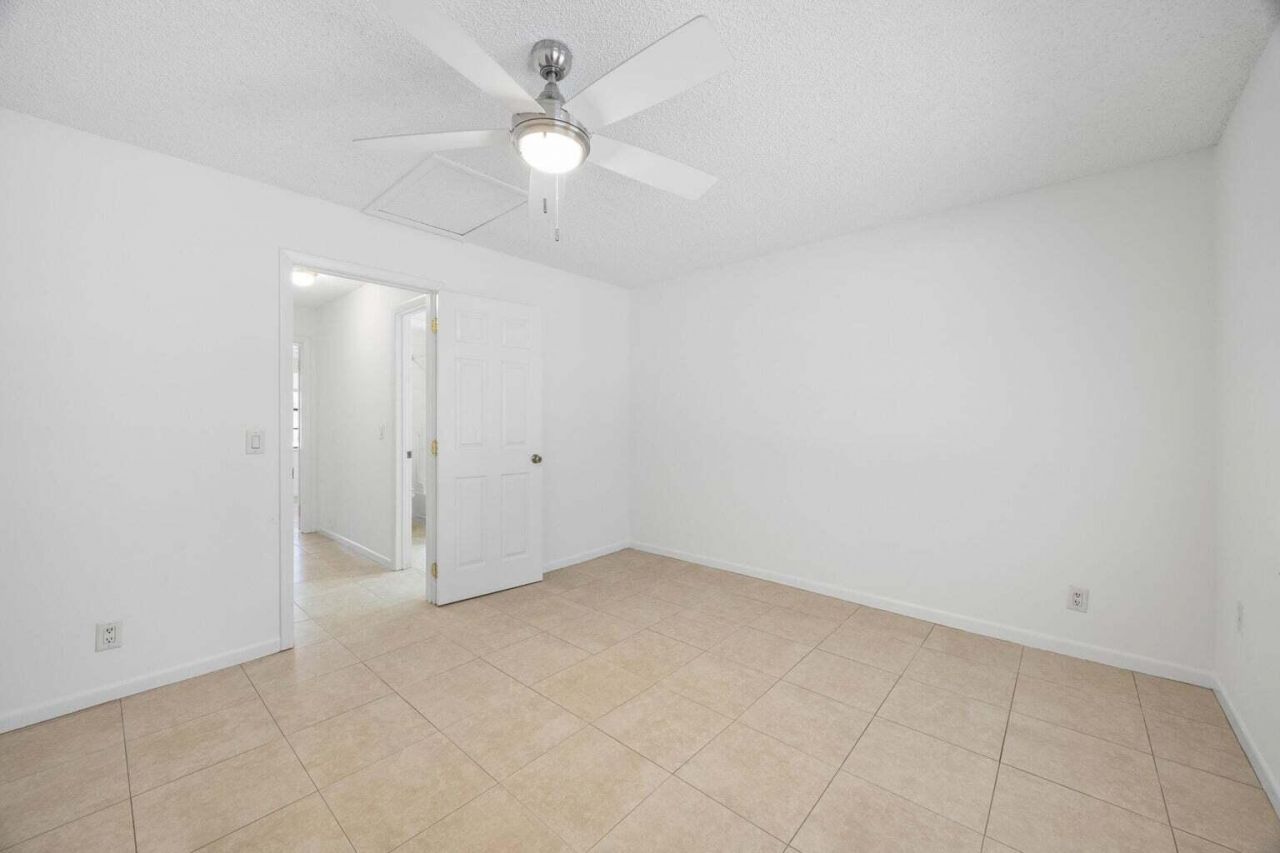 406 N Cypress Drive, Unit 2, Tequesta, FL 33469 Photo