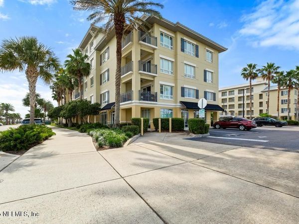 525 3RD Street N, Unit 215, Jacksonville Beach, FL 32250