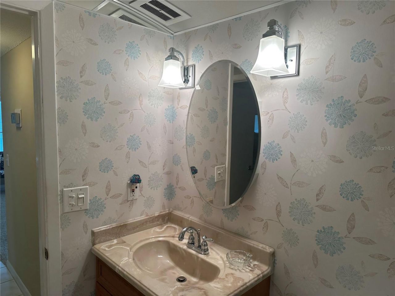 3808 Gulf Of Mexico Drive, Unit E211, Longboat Key, FL 34228 Photo