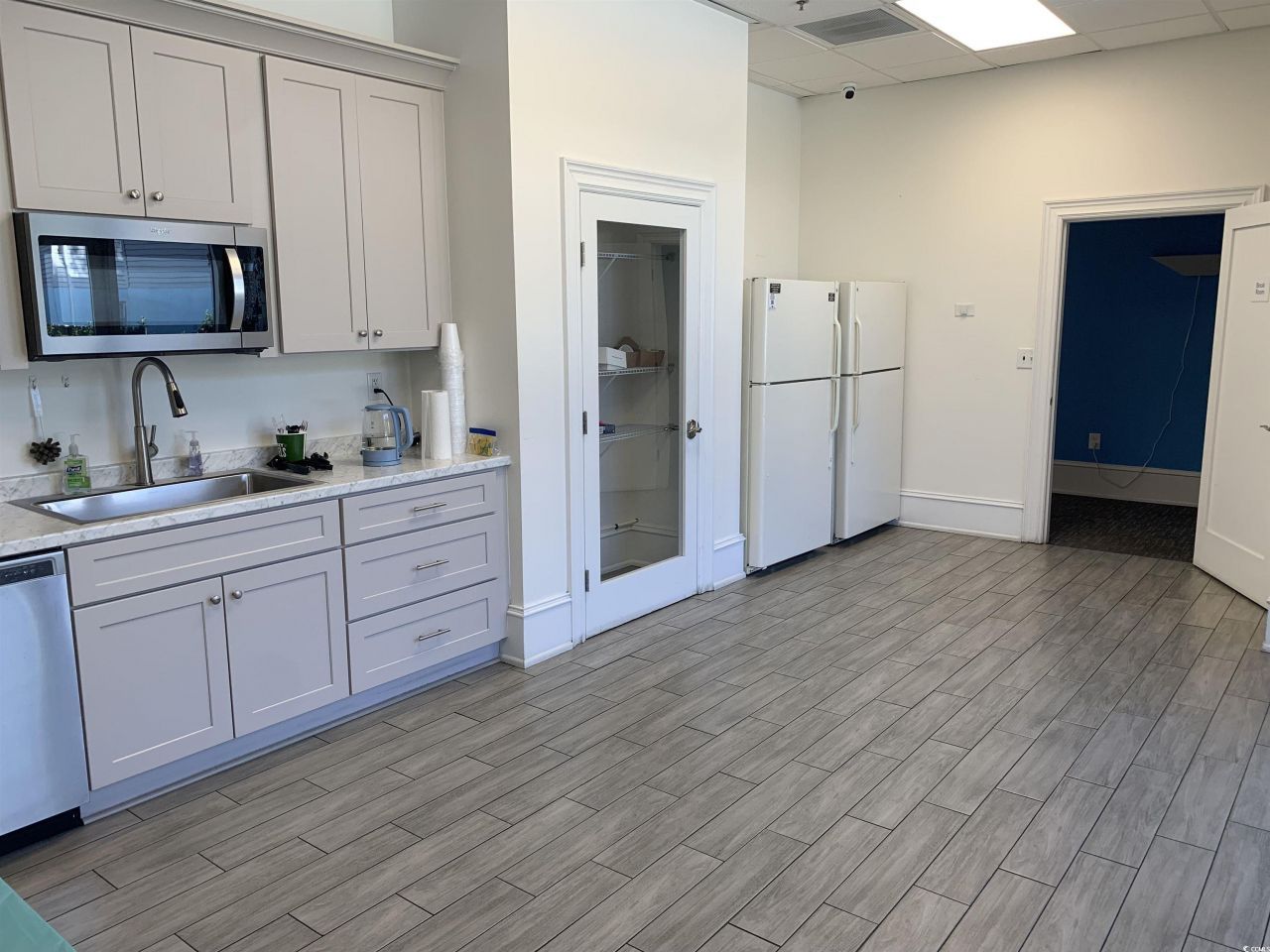 2903 N Kings Highway Photo 13