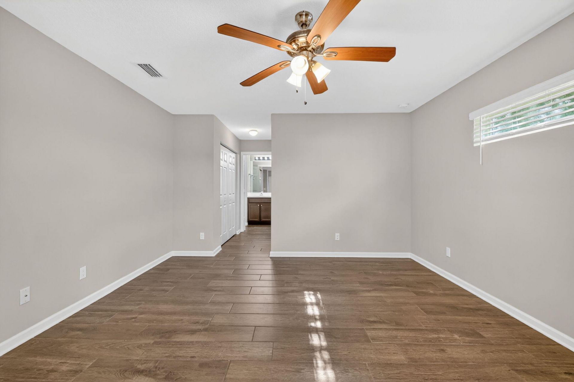 418 SW Fields Avenue, Port Saint Lucie, FL 34953 Photo