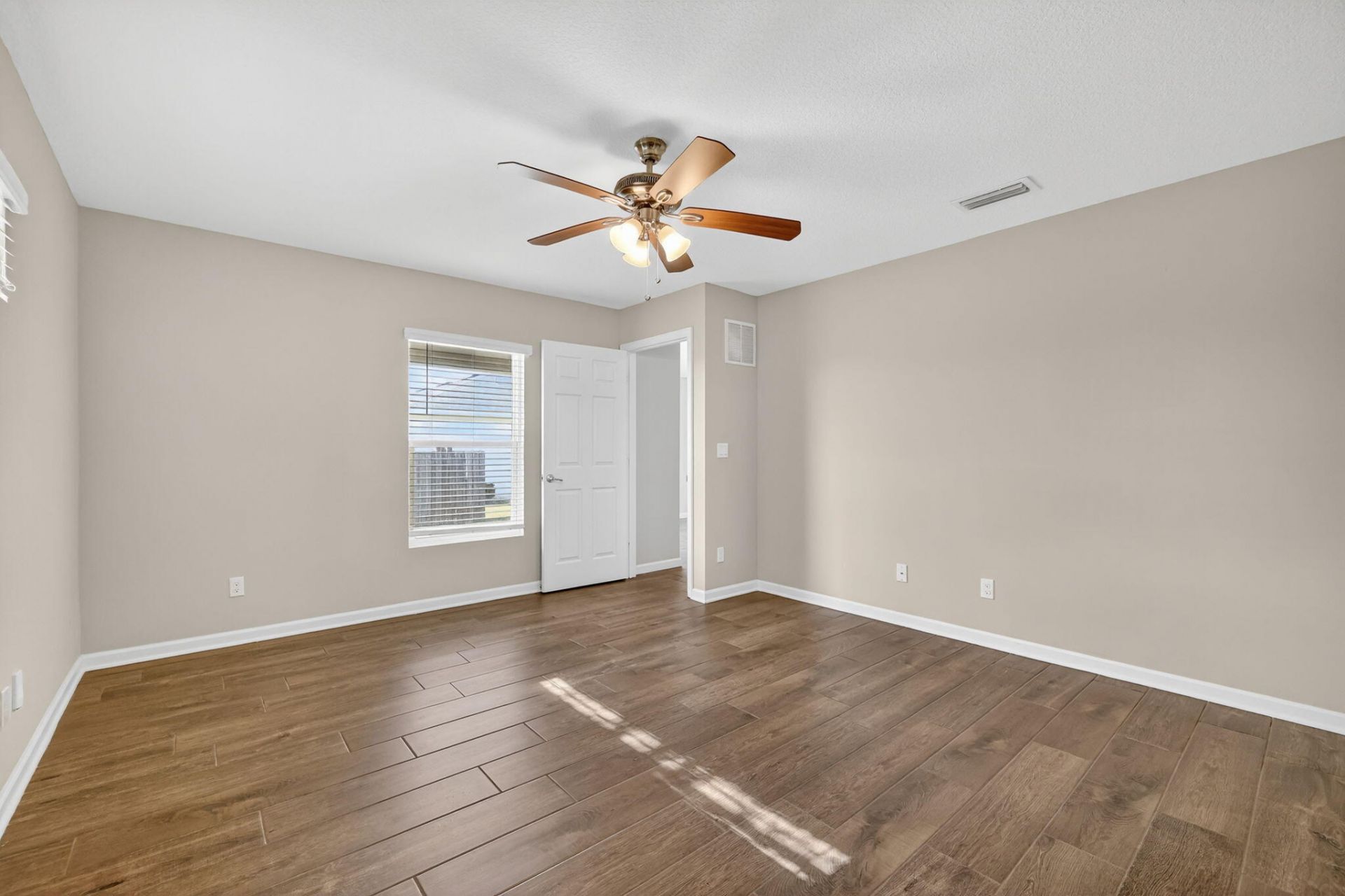 418 SW Fields Avenue, Port Saint Lucie, FL 34953 Photo