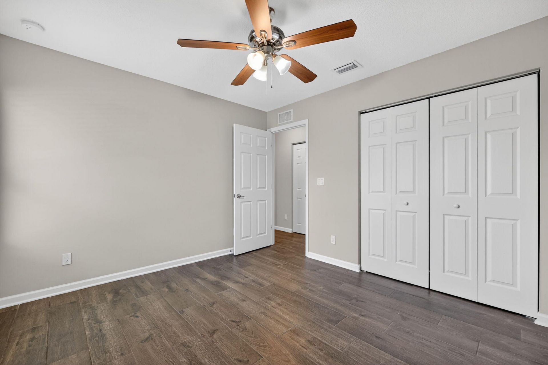 418 SW Fields Avenue, Port Saint Lucie, FL 34953 Photo