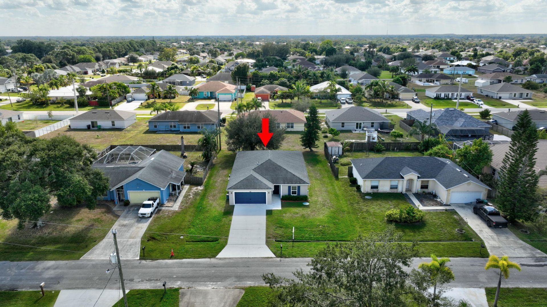 418 SW Fields Avenue, Port Saint Lucie, FL 34953 Photo