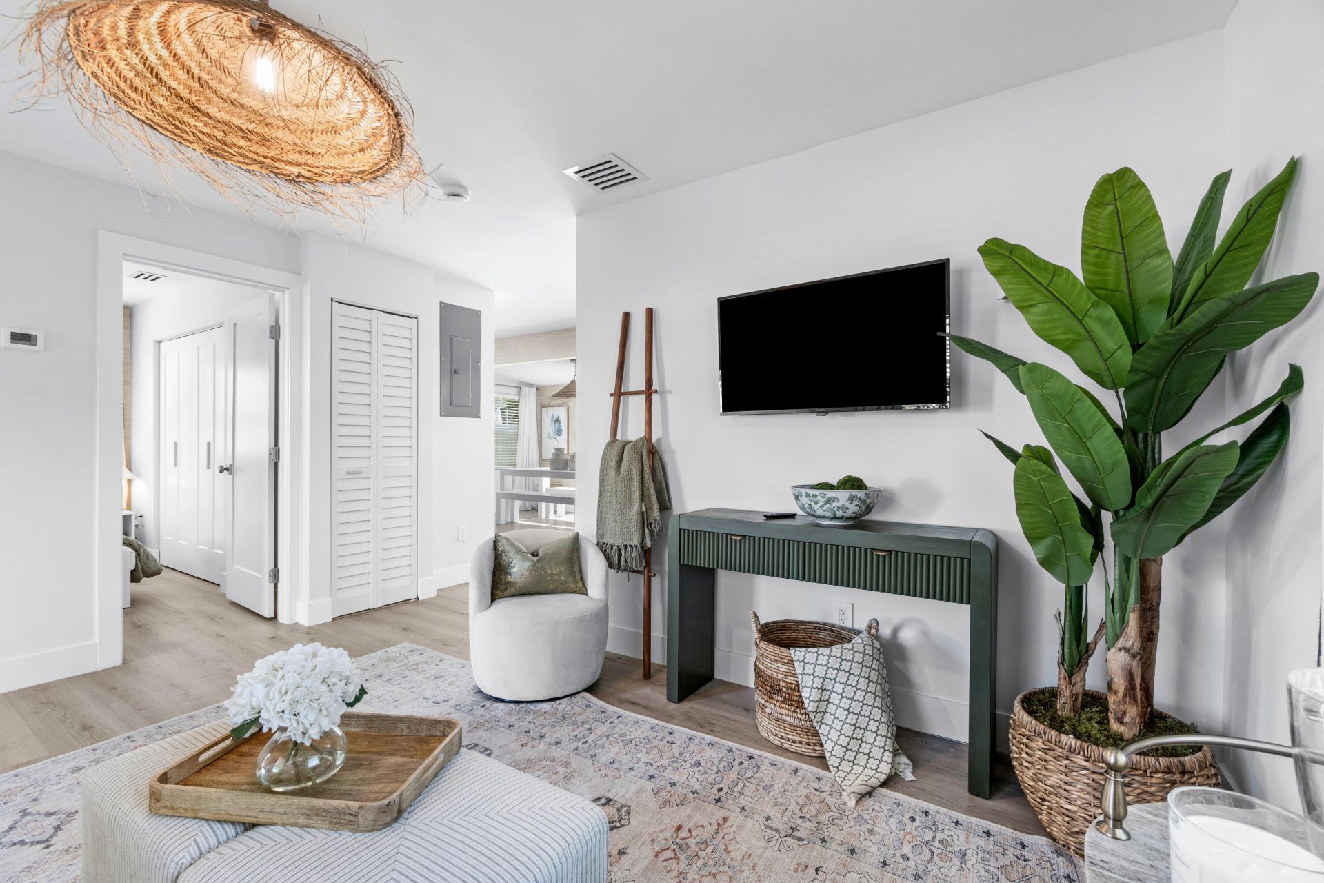 512 49th Street, West Palm Beach, FL 33407 Photo