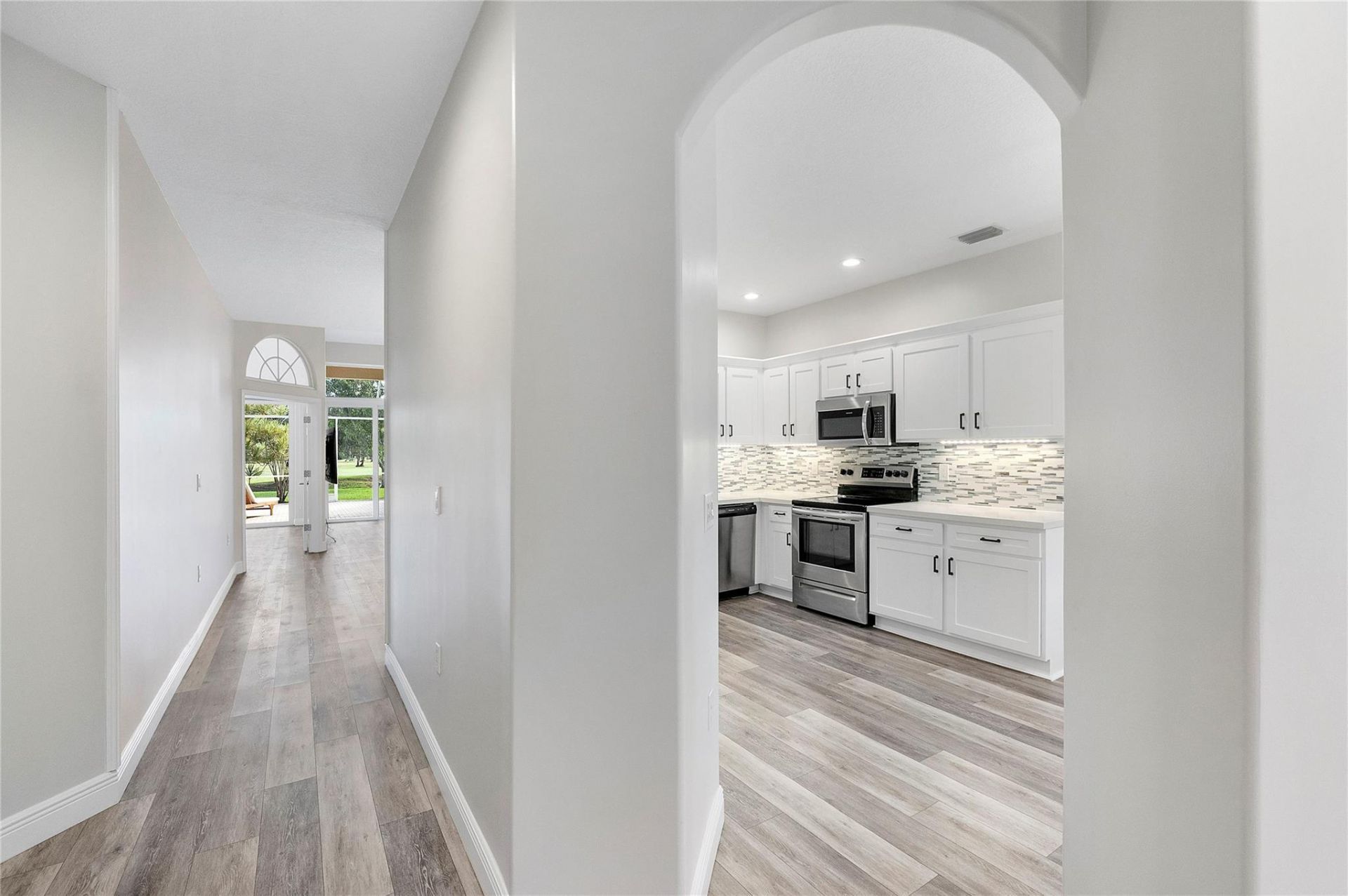 576 W Palm Aire Drive, Pompano Beach, FL 33069 Photo