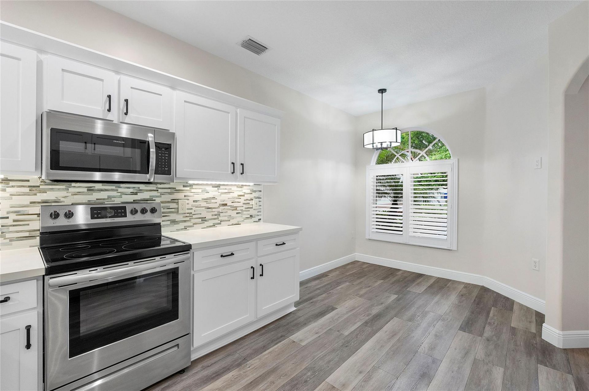 576 W Palm Aire Drive, Pompano Beach, FL 33069 Photo