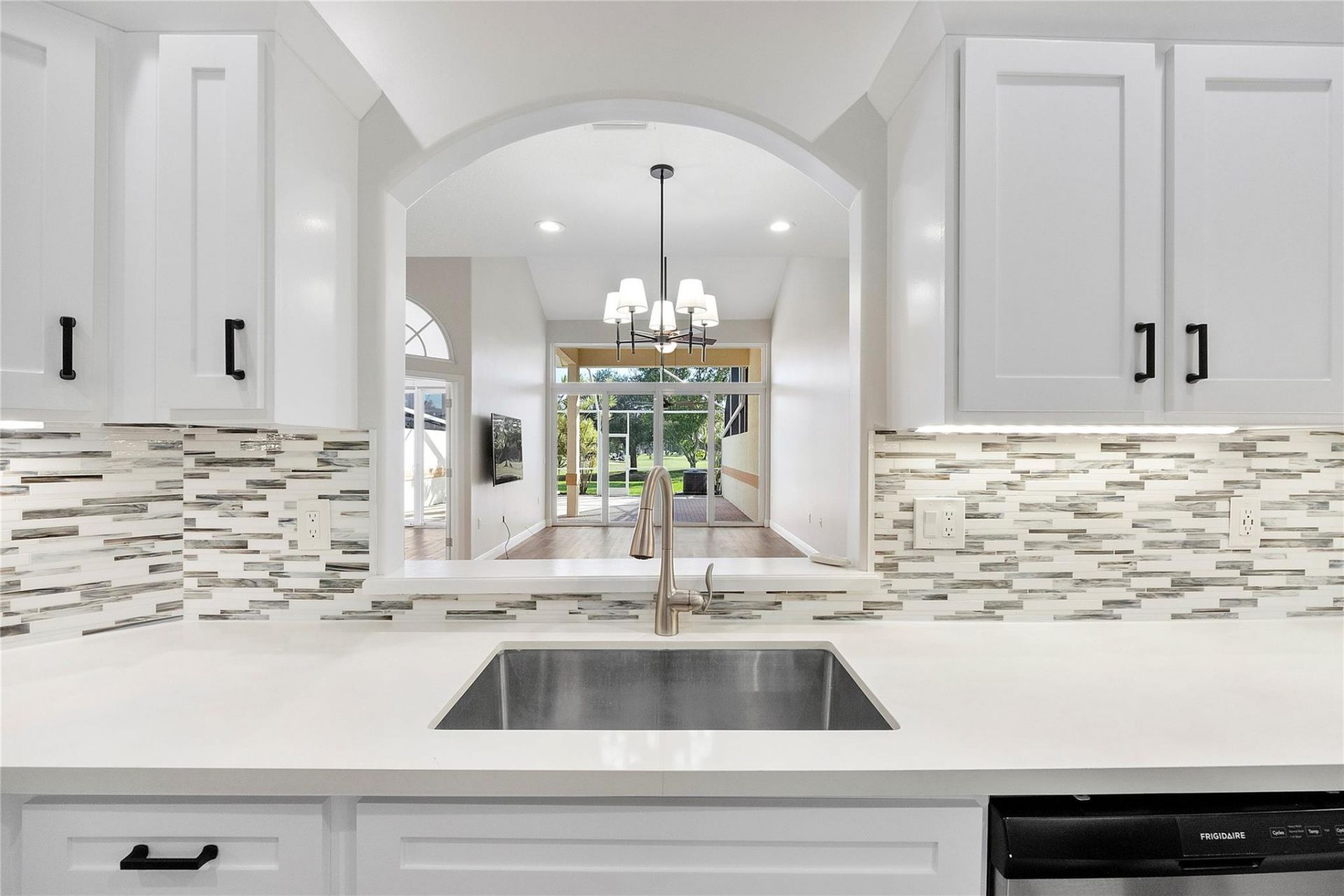 576 W Palm Aire Drive, Pompano Beach, FL 33069 Photo