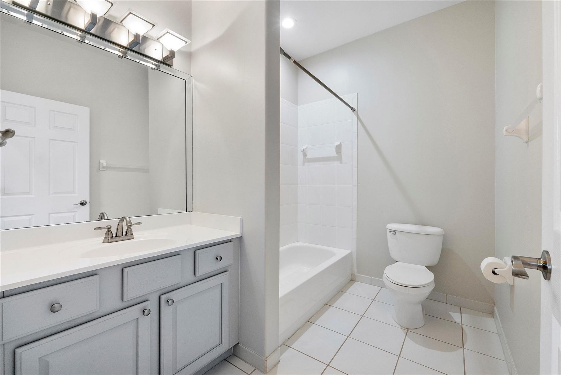 576 W Palm Aire Drive, Pompano Beach, FL 33069 Photo