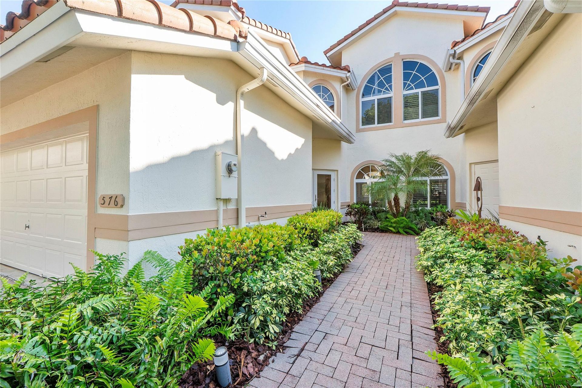 576 W Palm Aire Drive, Pompano Beach, FL 33069 Photo