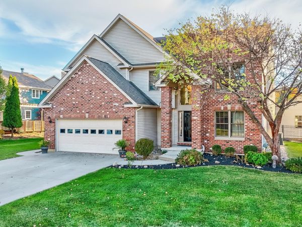 1123 Country Oak Drive, Ottawa, IL 61350