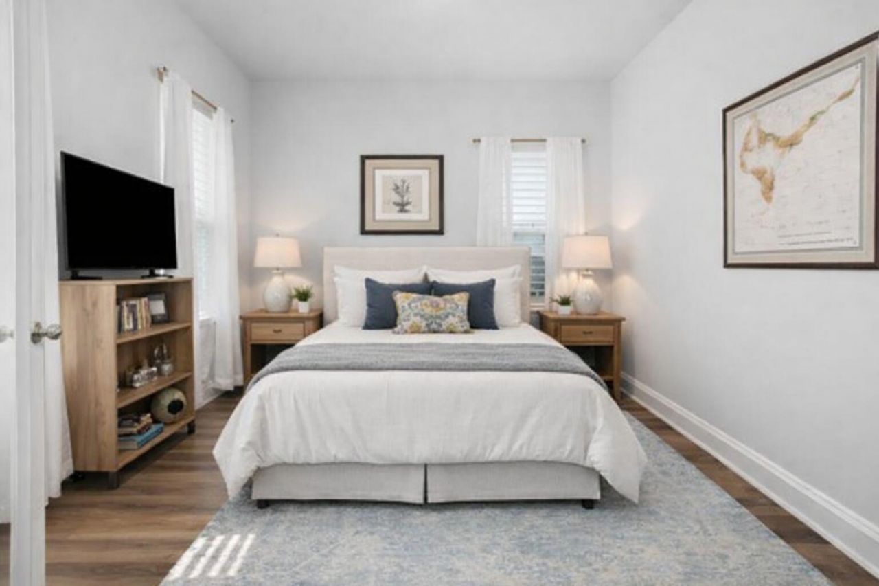 716 Blueway Avenue Photo 12