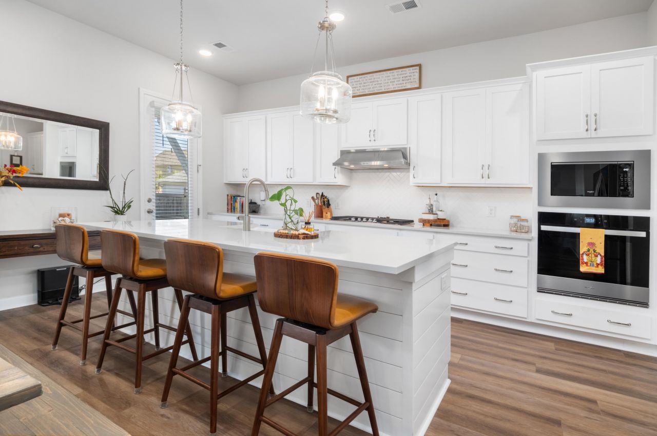 716 Blueway Avenue Photo 15