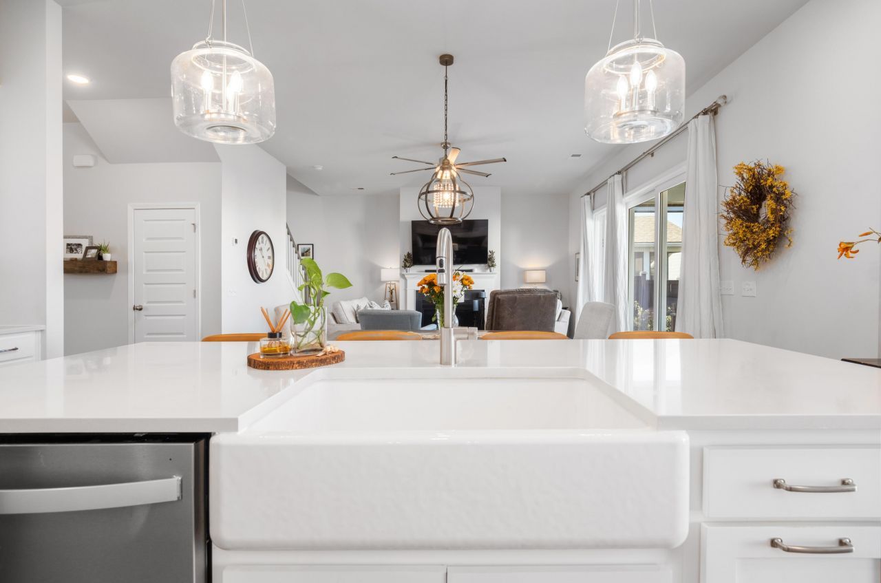 716 Blueway Avenue Photo 18