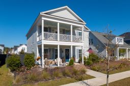 716 Blueway Avenue photo 4