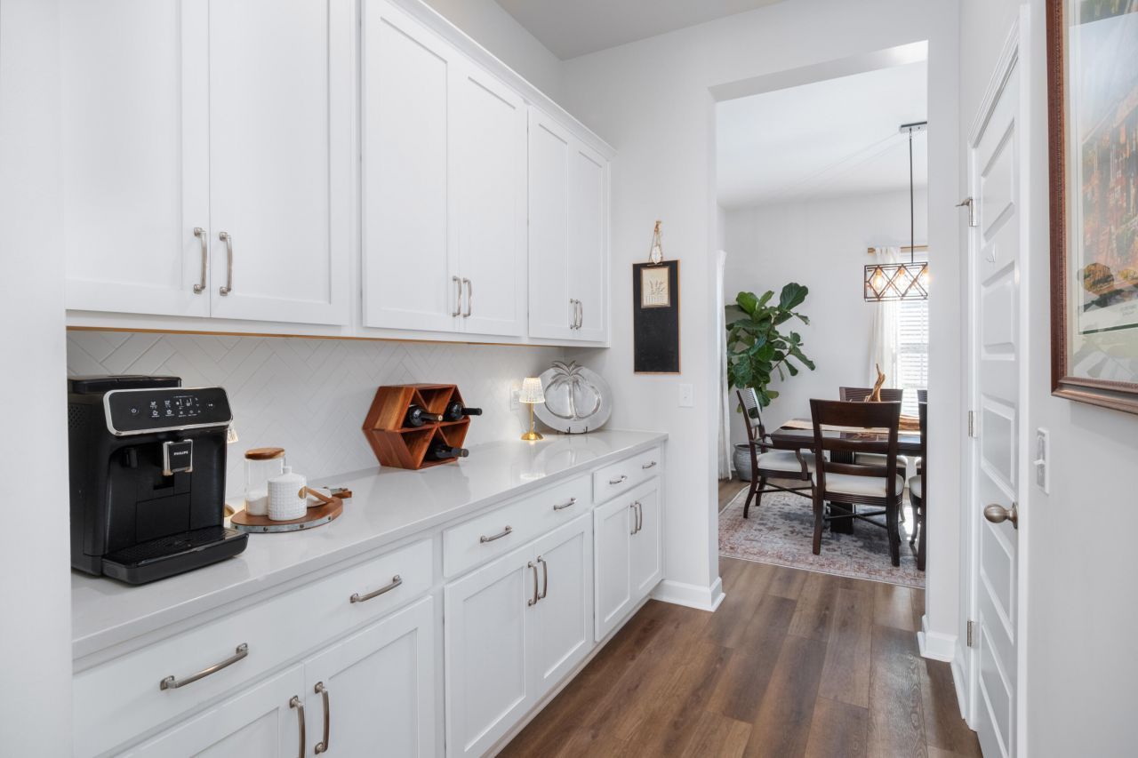 716 Blueway Avenue Photo 21