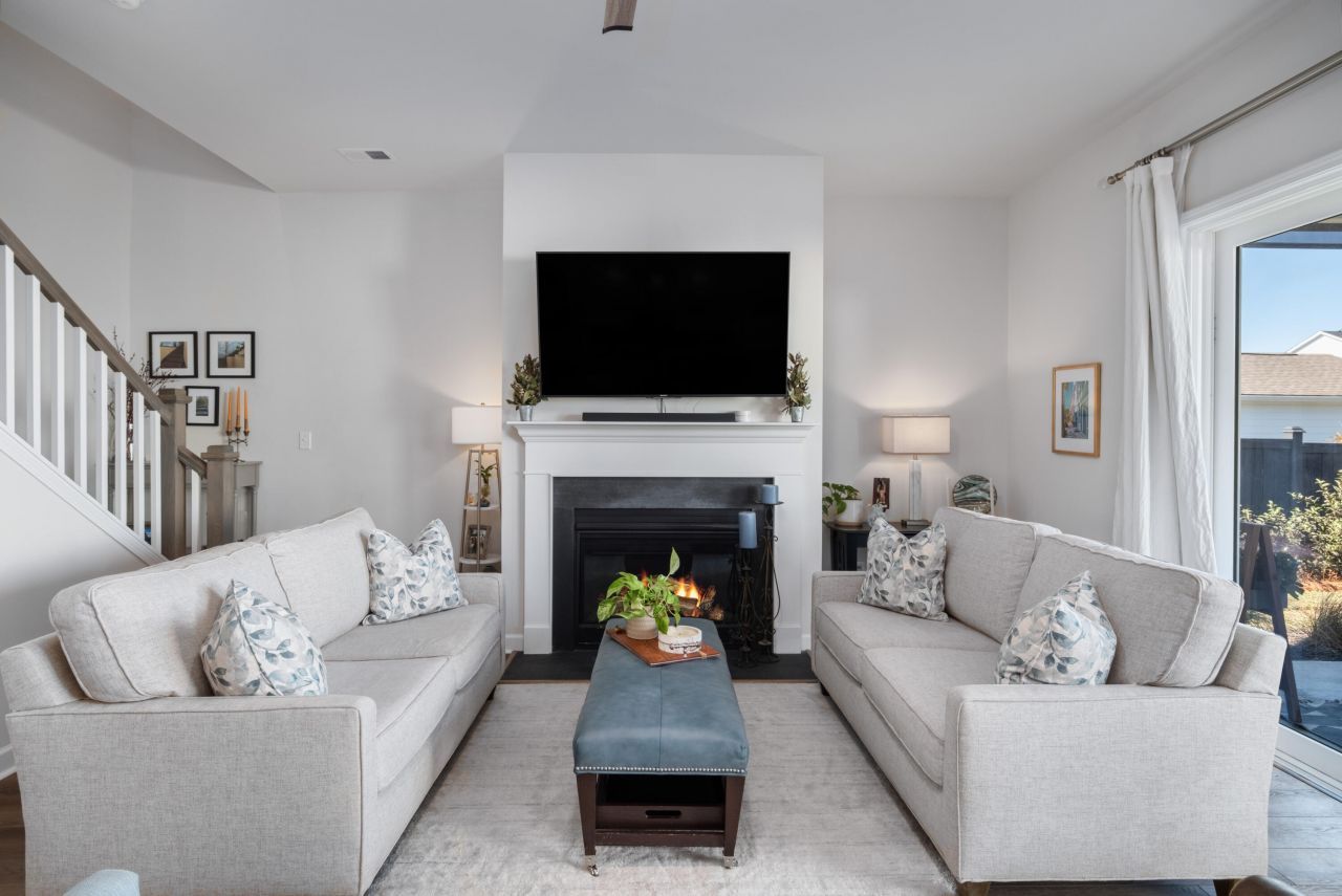 716 Blueway Avenue Photo 25