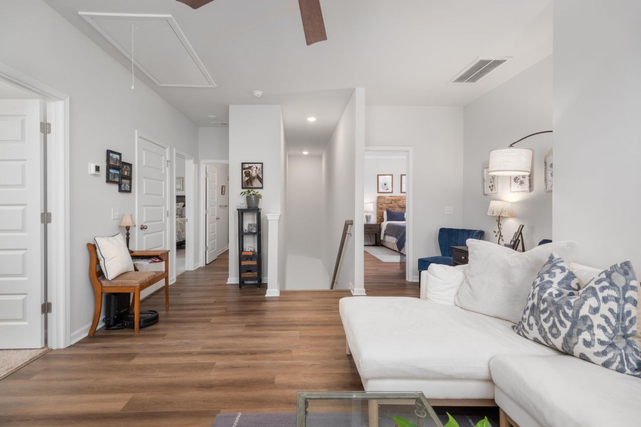 716 Blueway Avenue Photo 29