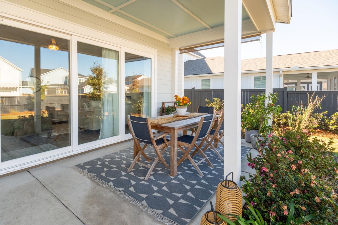 716 Blueway Avenue Photo 45