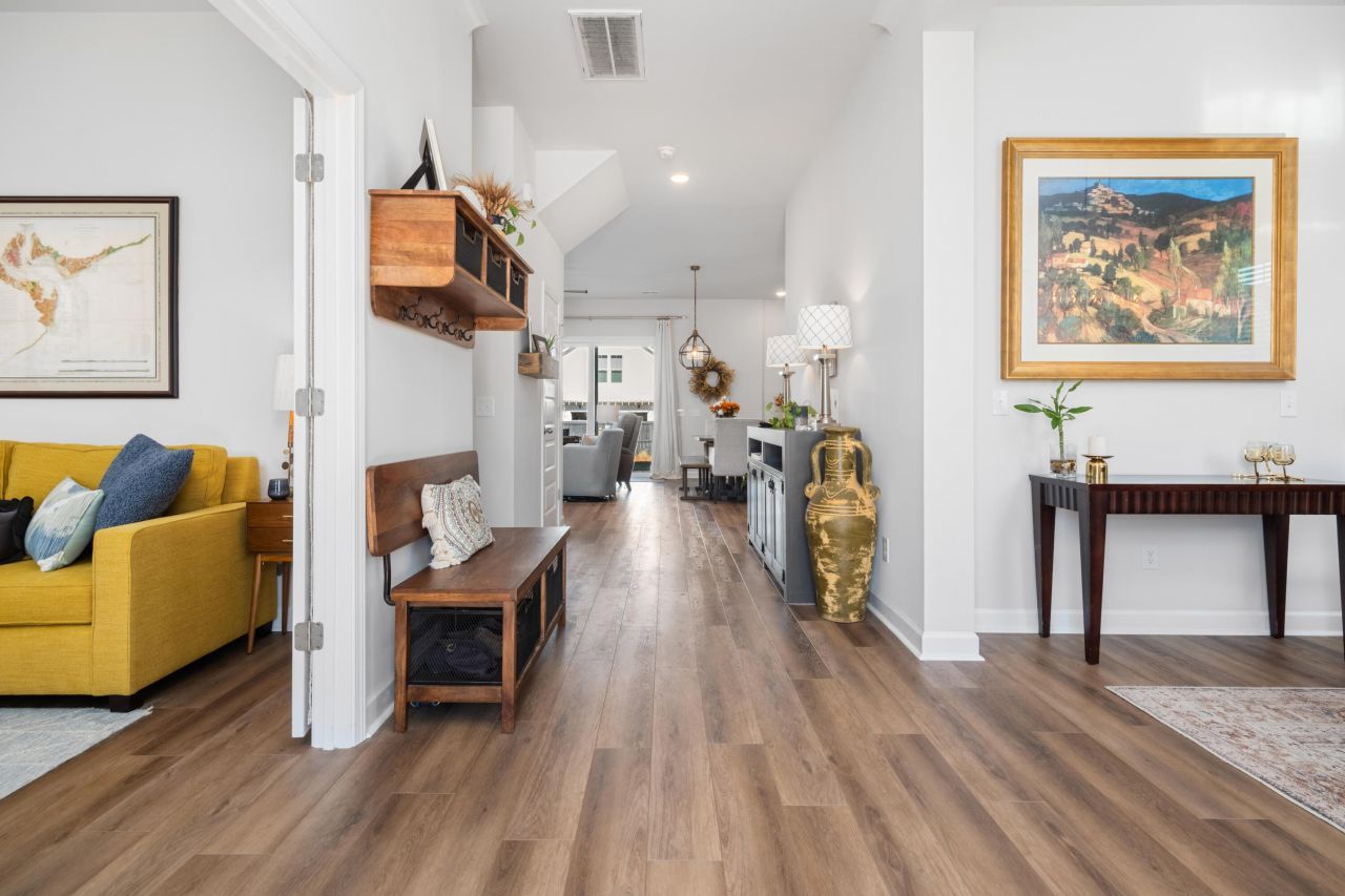 716 Blueway Avenue Photo 7