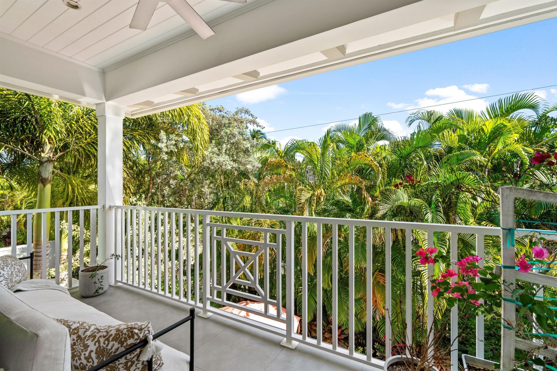 436 NE Wavecrest Way, Boca Raton, FL 33432 Photo