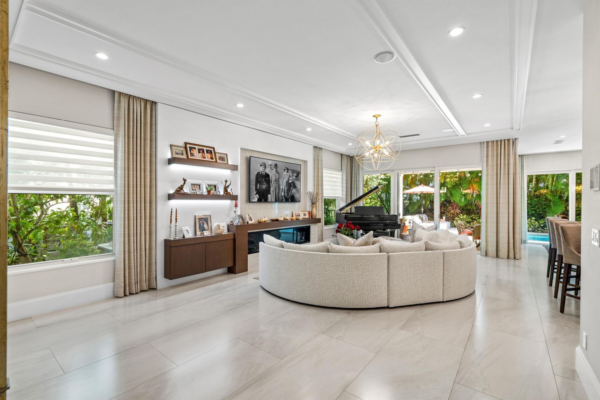 436 NE Wavecrest Way, Boca Raton, FL 33432 Photo