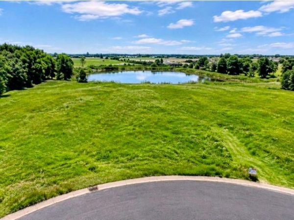 110 Soeffker Circle, Arlington, MN 55307