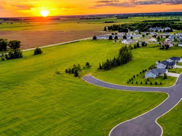 110 Soeffker Circle, Arlington, MN 55307