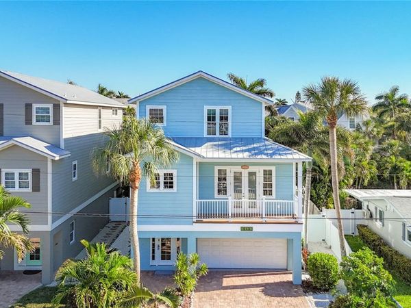 215 64TH STREET, HOLMES BEACH, FL 34217