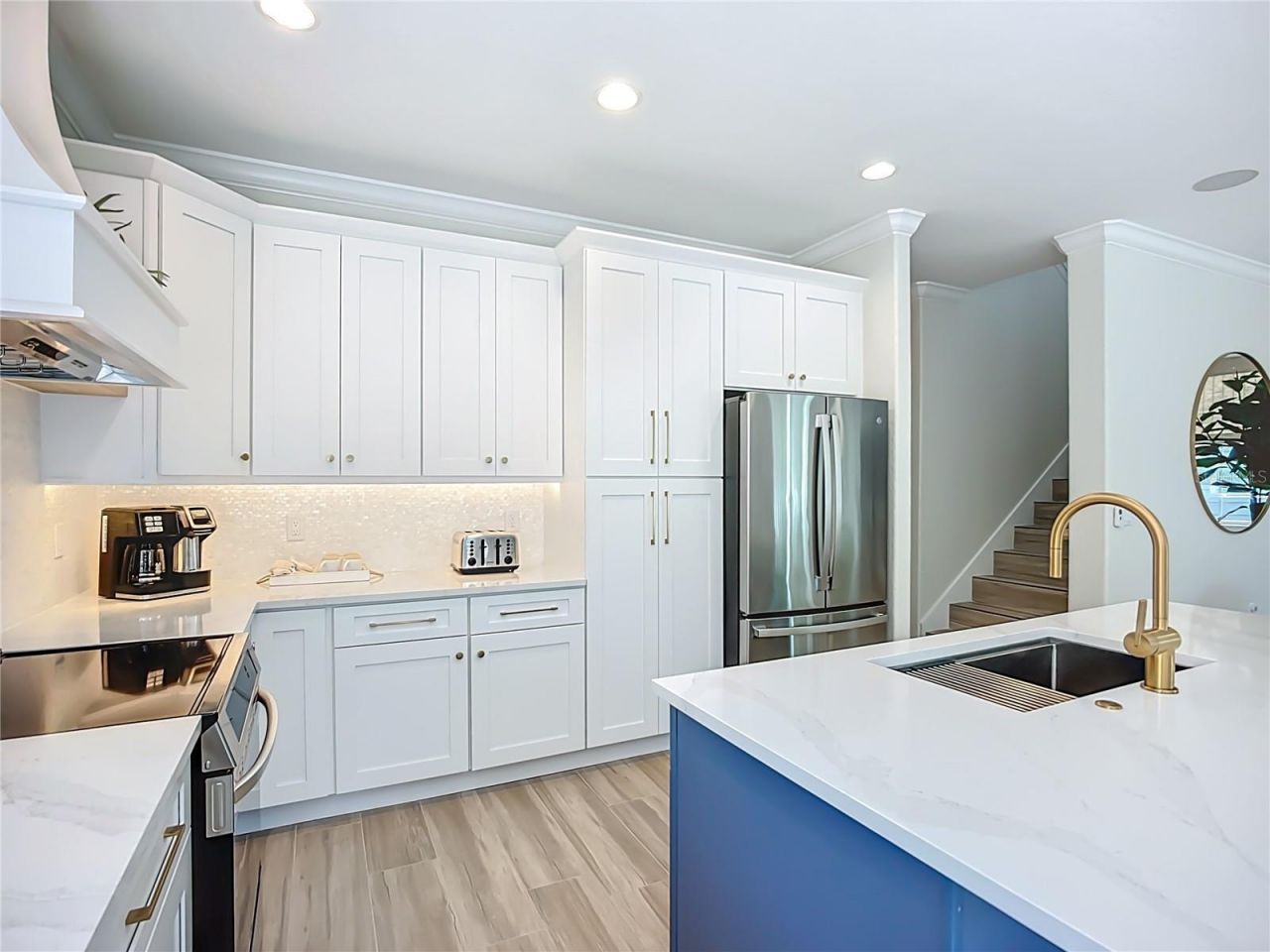 215 64th Street, Holmes Beach, FL 34217 Photo