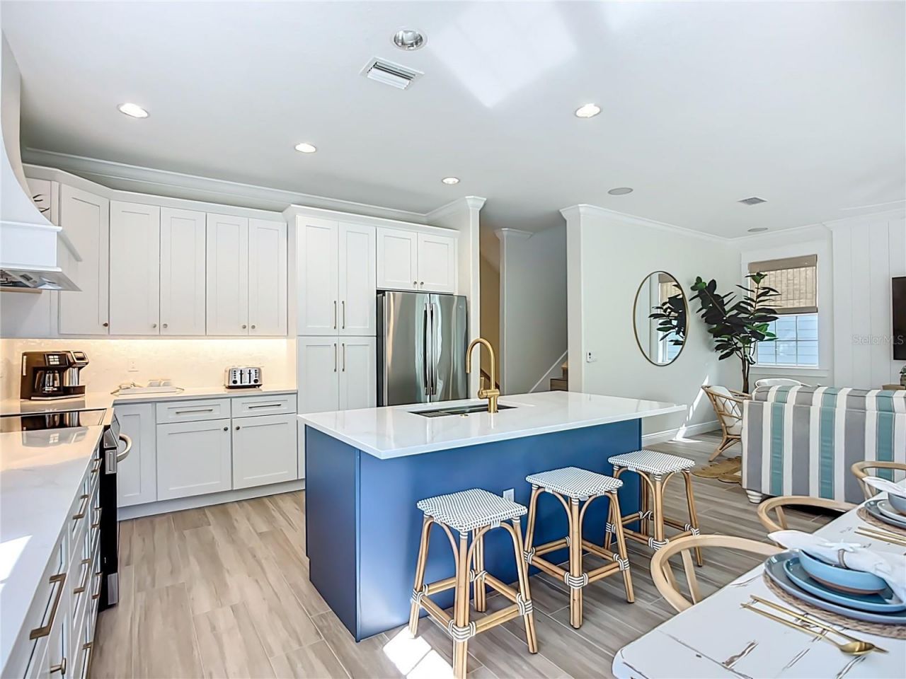 215 64th Street, Holmes Beach, FL 34217 Photo