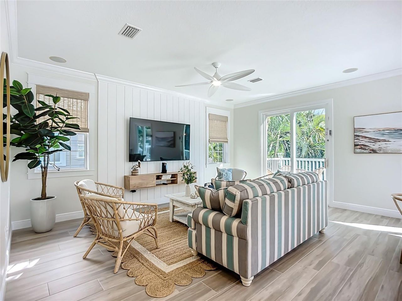 215 64th Street, Holmes Beach, FL 34217 Photo