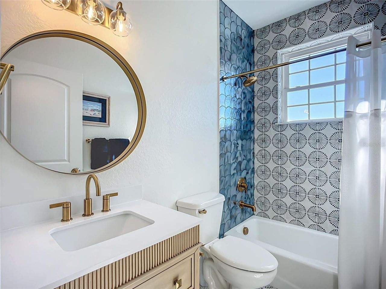 215 64th Street, Holmes Beach, FL 34217 Photo