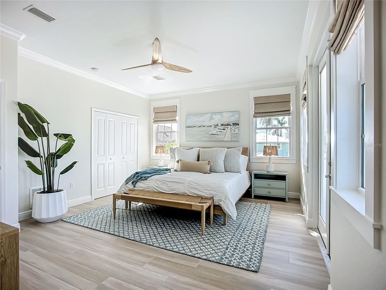 215 64th Street, Holmes Beach, FL 34217 Photo