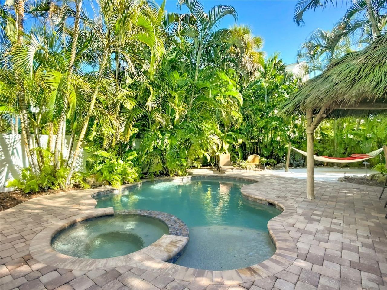 215 64th Street, Holmes Beach, FL 34217 Photo