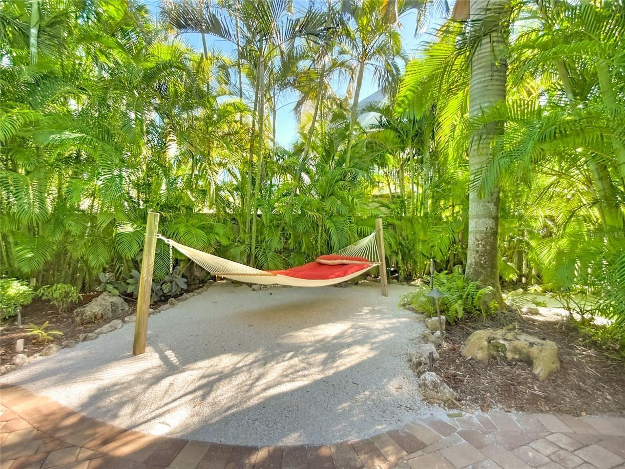 215 64th Street, Holmes Beach, FL 34217 Photo