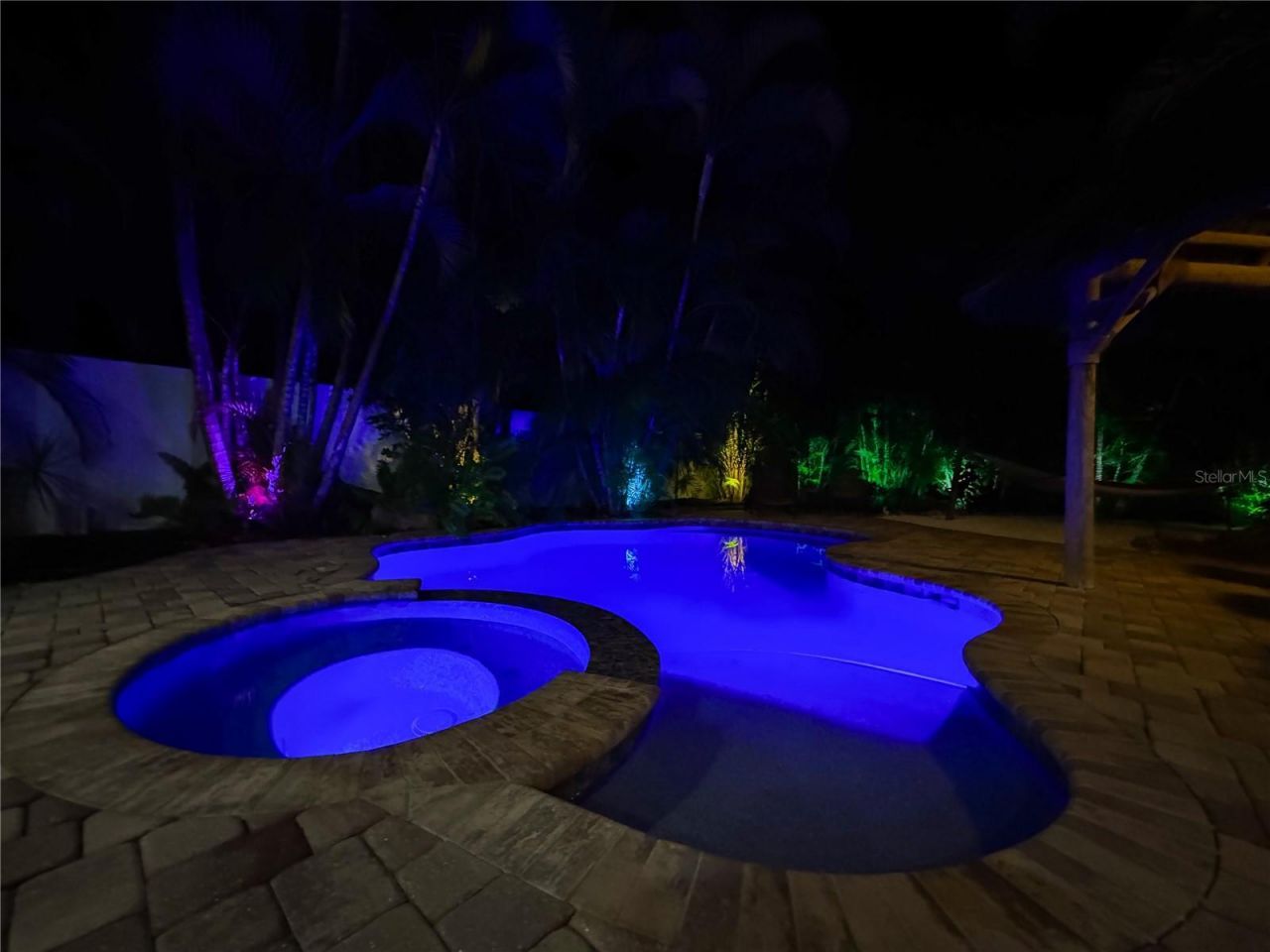 215 64th Street, Holmes Beach, FL 34217 Photo