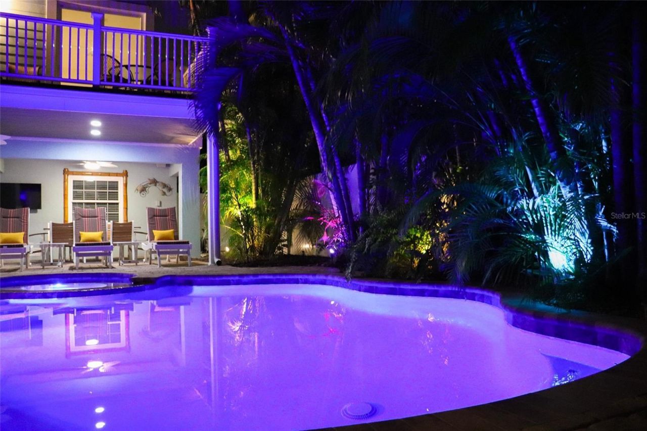 215 64th Street, Holmes Beach, FL 34217 Photo