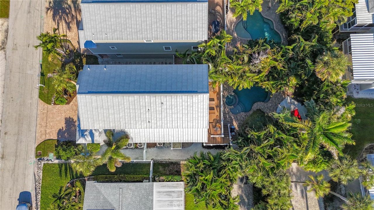 215 64th Street, Holmes Beach, FL 34217 Photo