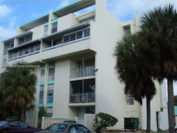 2017 NW 46th Ave, Unit A306, Lauderhill, FL 33313