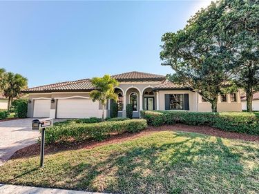 10141 Avalon Lake CIR, FORT MYERS, FL 33913