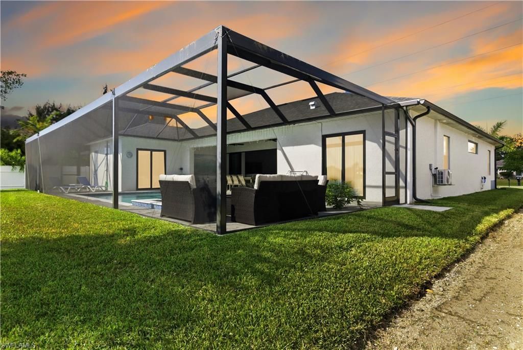 1708 SW 4th St, Cape Coral, FL 33991 Photo