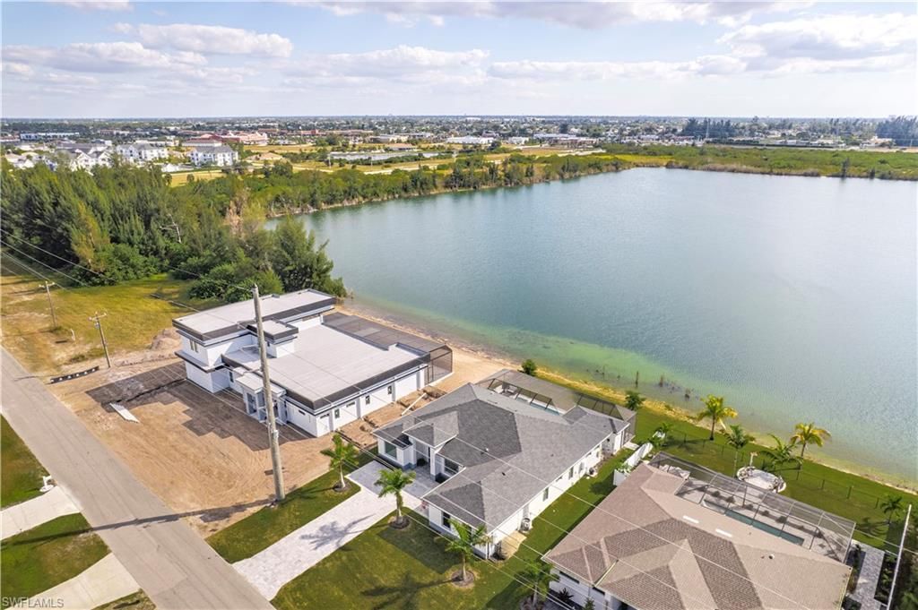 1708 SW 4th St, Cape Coral, FL 33991 Photo