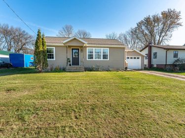 406 1st Street N, Hoffman, MN 56339