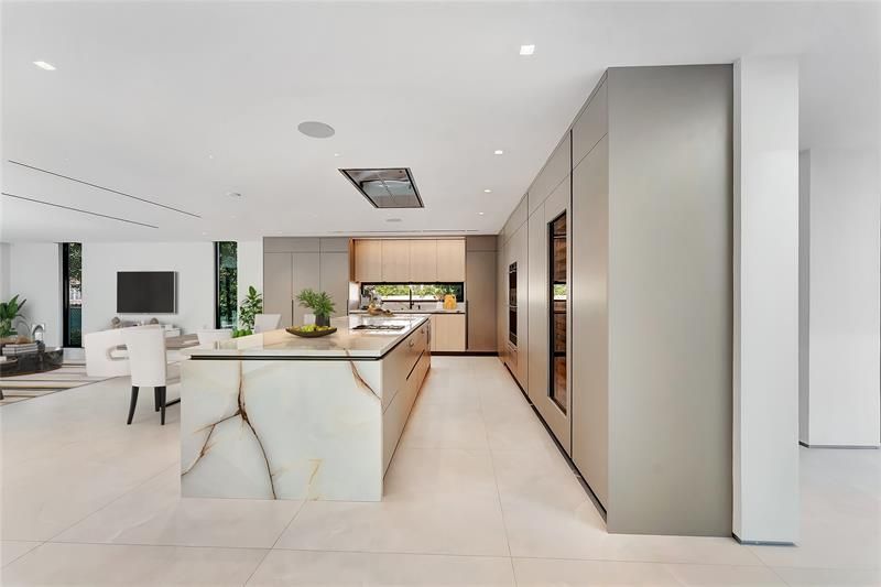 2130 S Miami Ave, Miami, FL 33129 Photo