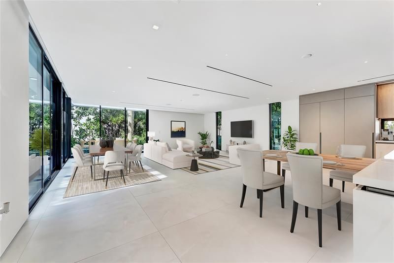 2130 S Miami Ave, Miami, FL 33129 Photo